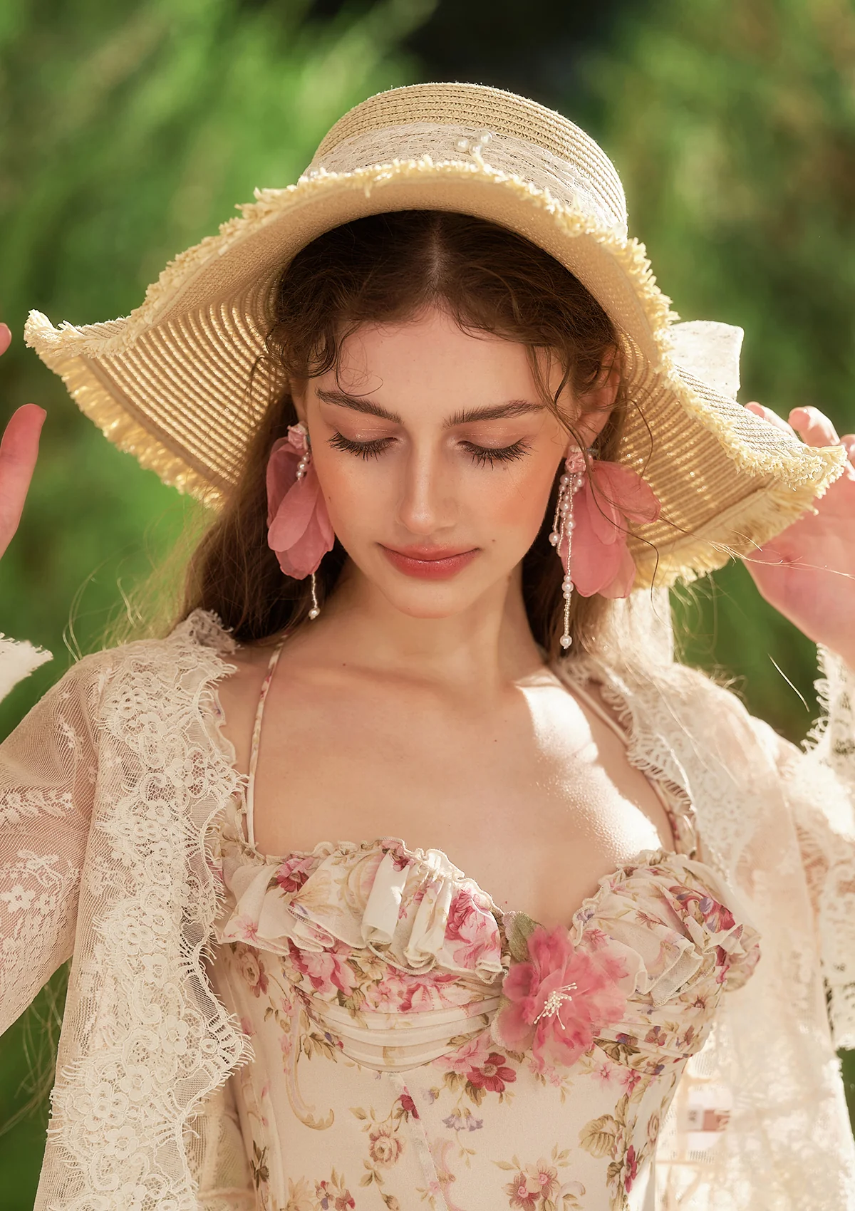 Blooming in the Sun Hat - Thrancidy