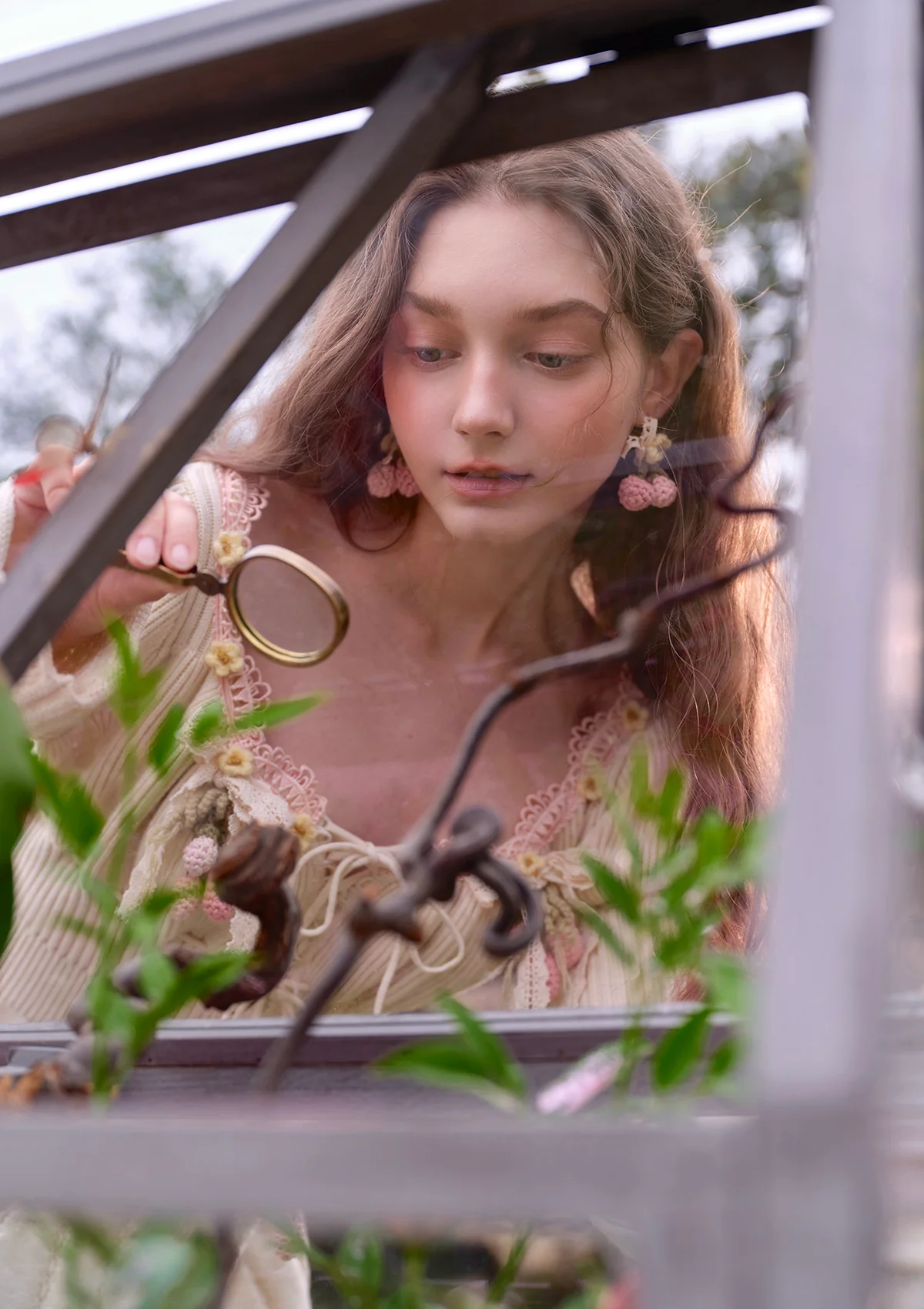 The Secret of Kingdom Flowerberry Ear Studs - Thrancidy