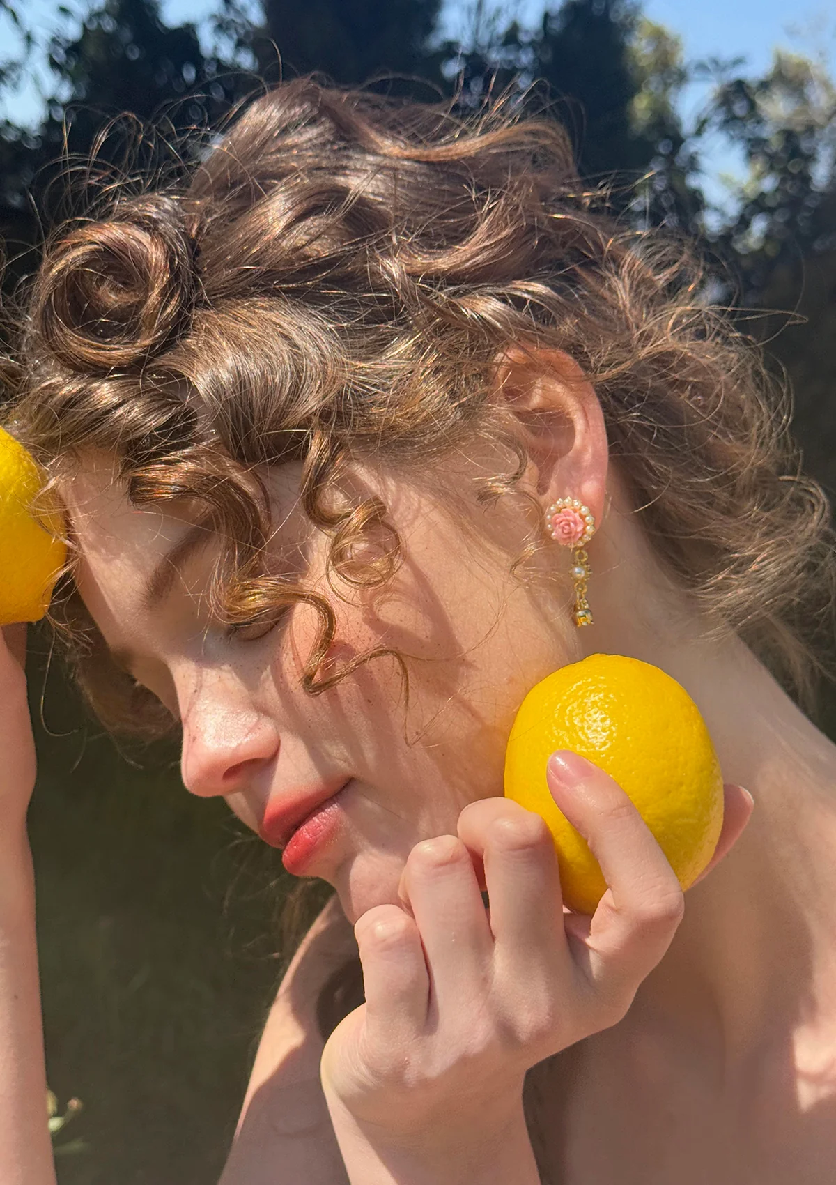 Rosebell Whispers Ear Studs - Thrancidy