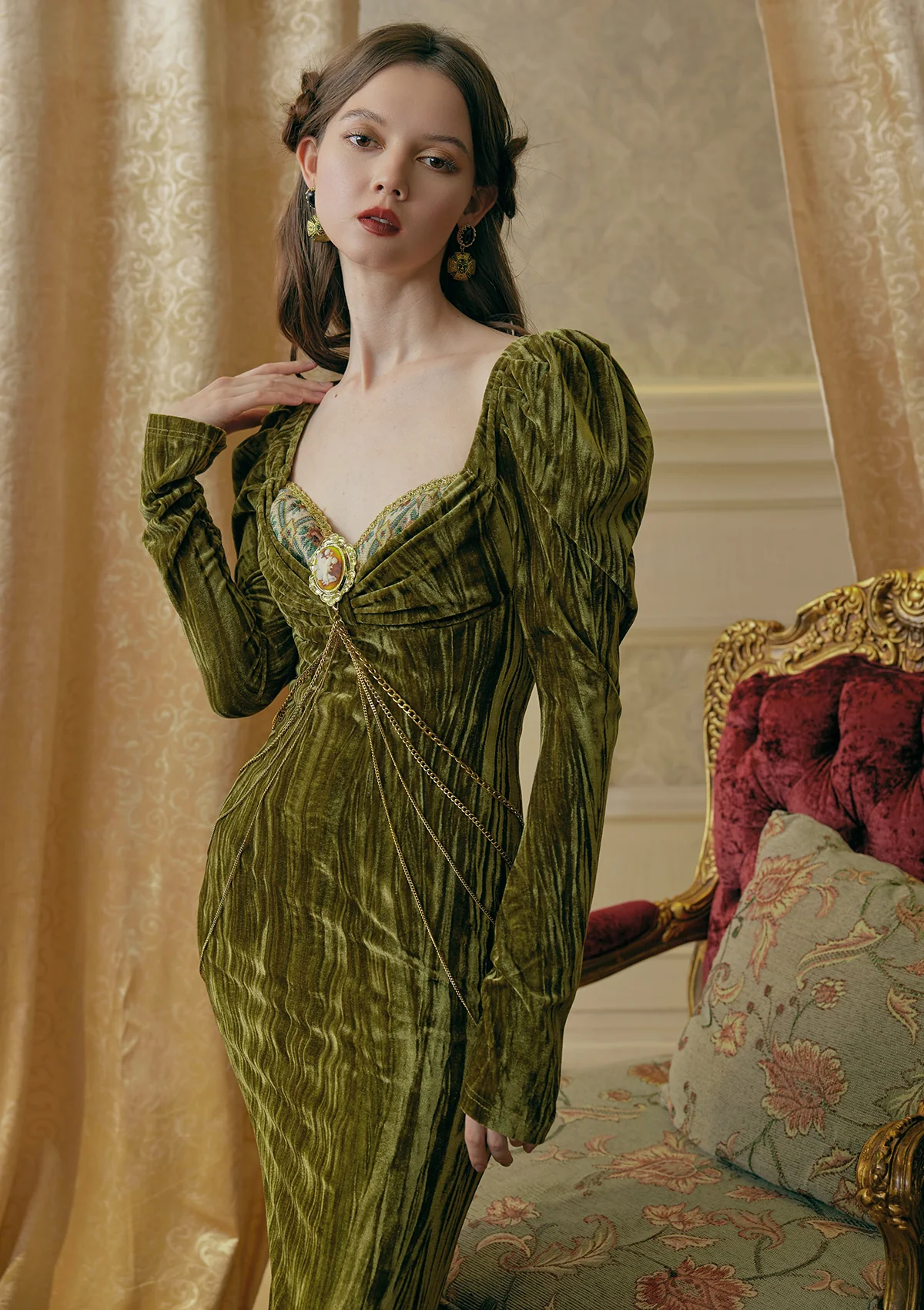 Medusa's Sovereign Gown - Thrancidy