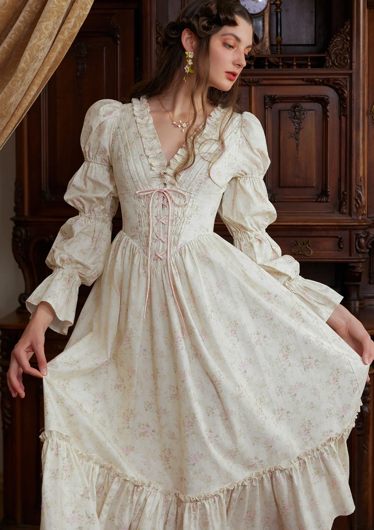 Eve's Manor Dress - Thrancidy