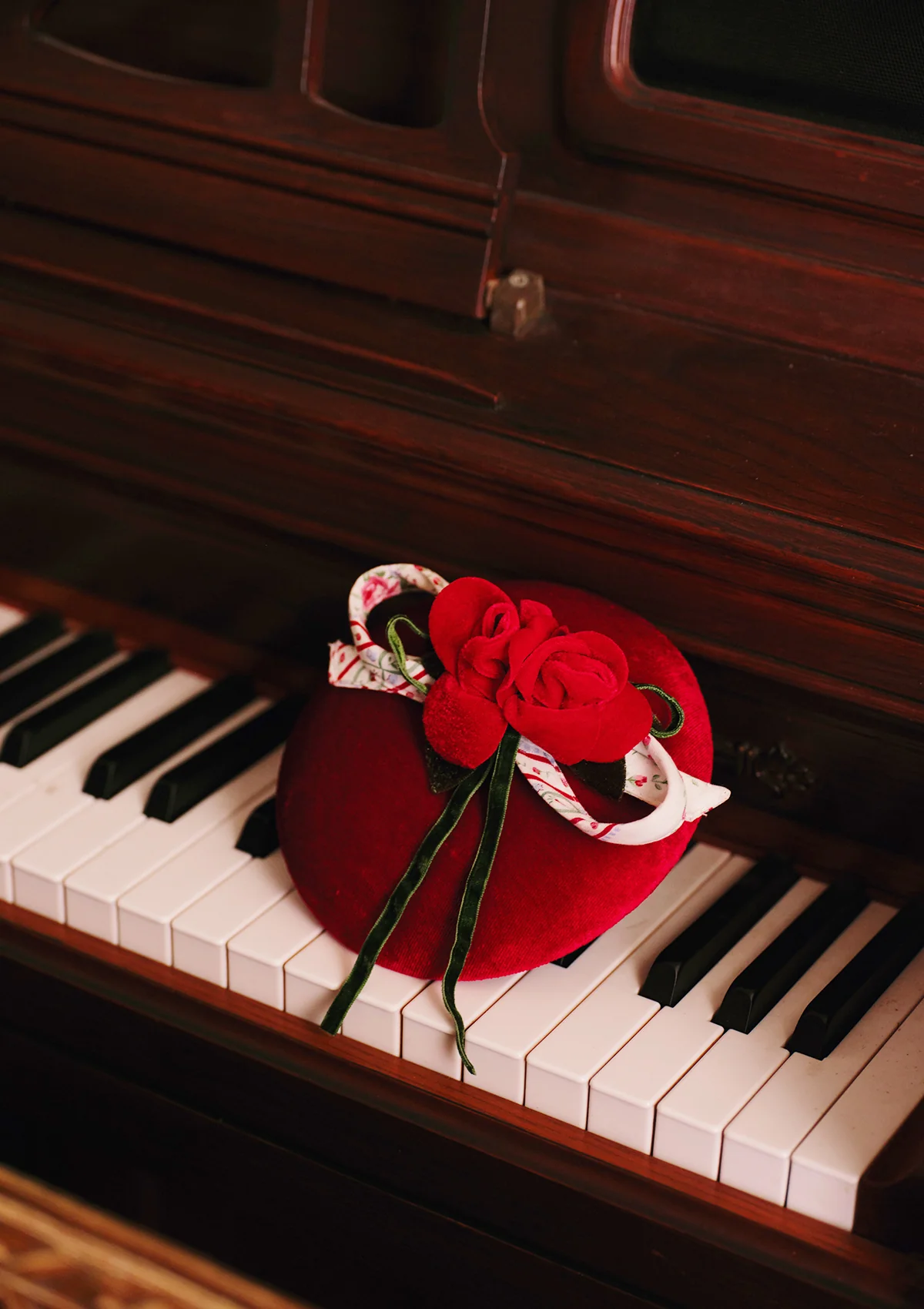 Rose Cupid Top Hat - Thrancidy