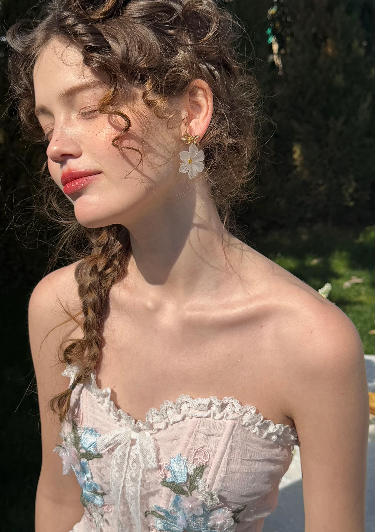 Sunlit Petals Ear Studs - Thrancidy