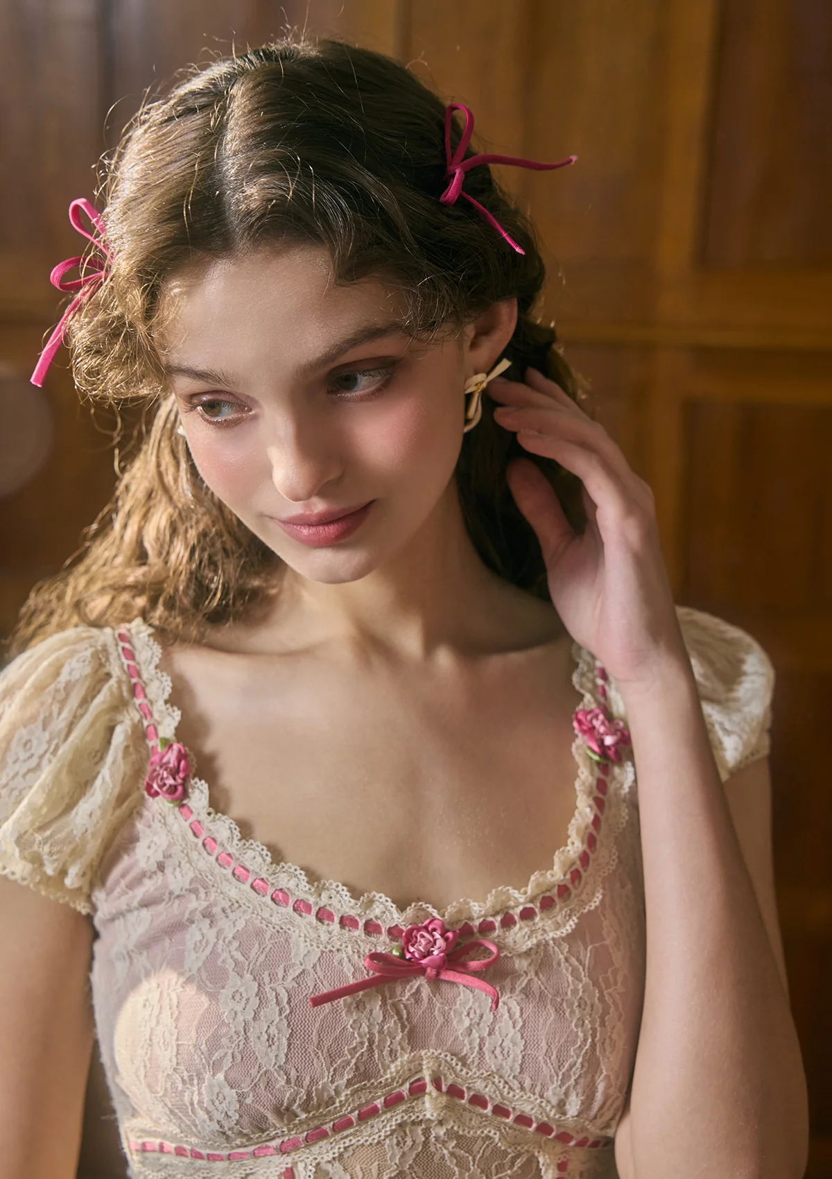 Cranberry Girl Lace T-shirt - Thrancidy