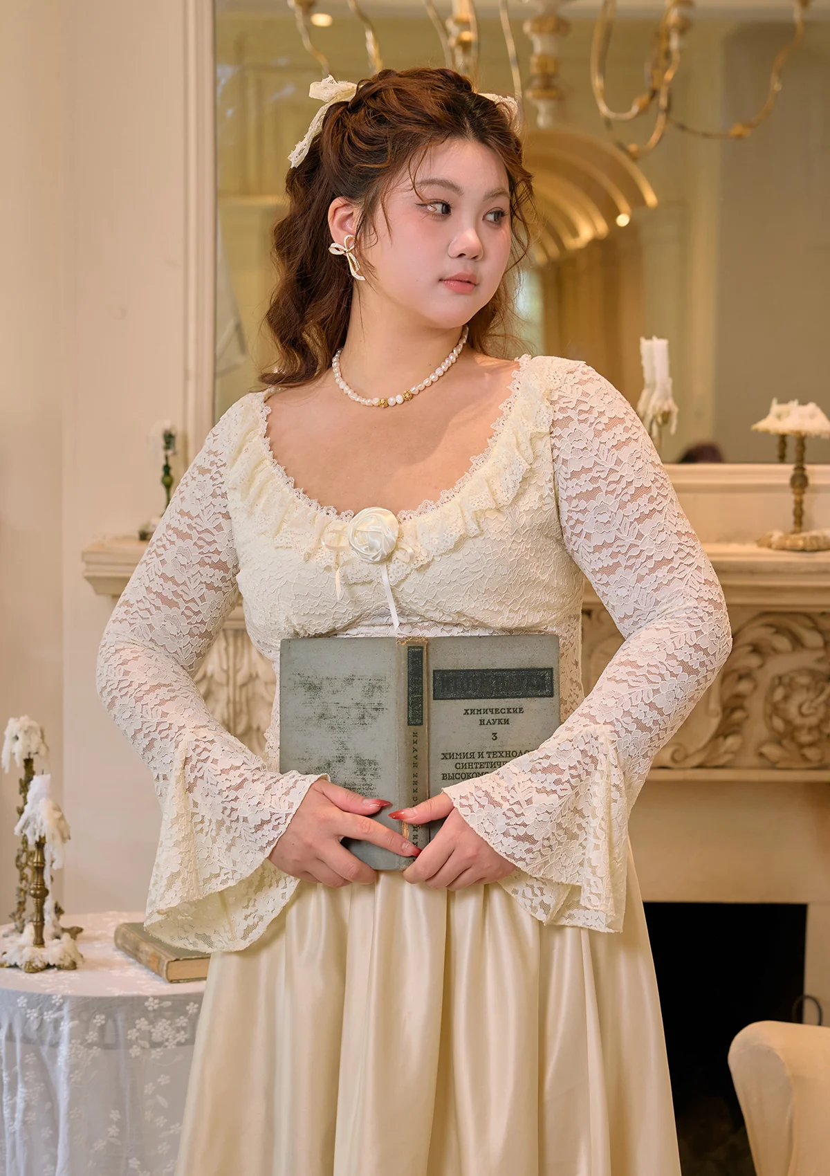 Curve & Plus White Moon Dance Top - Thrancidy