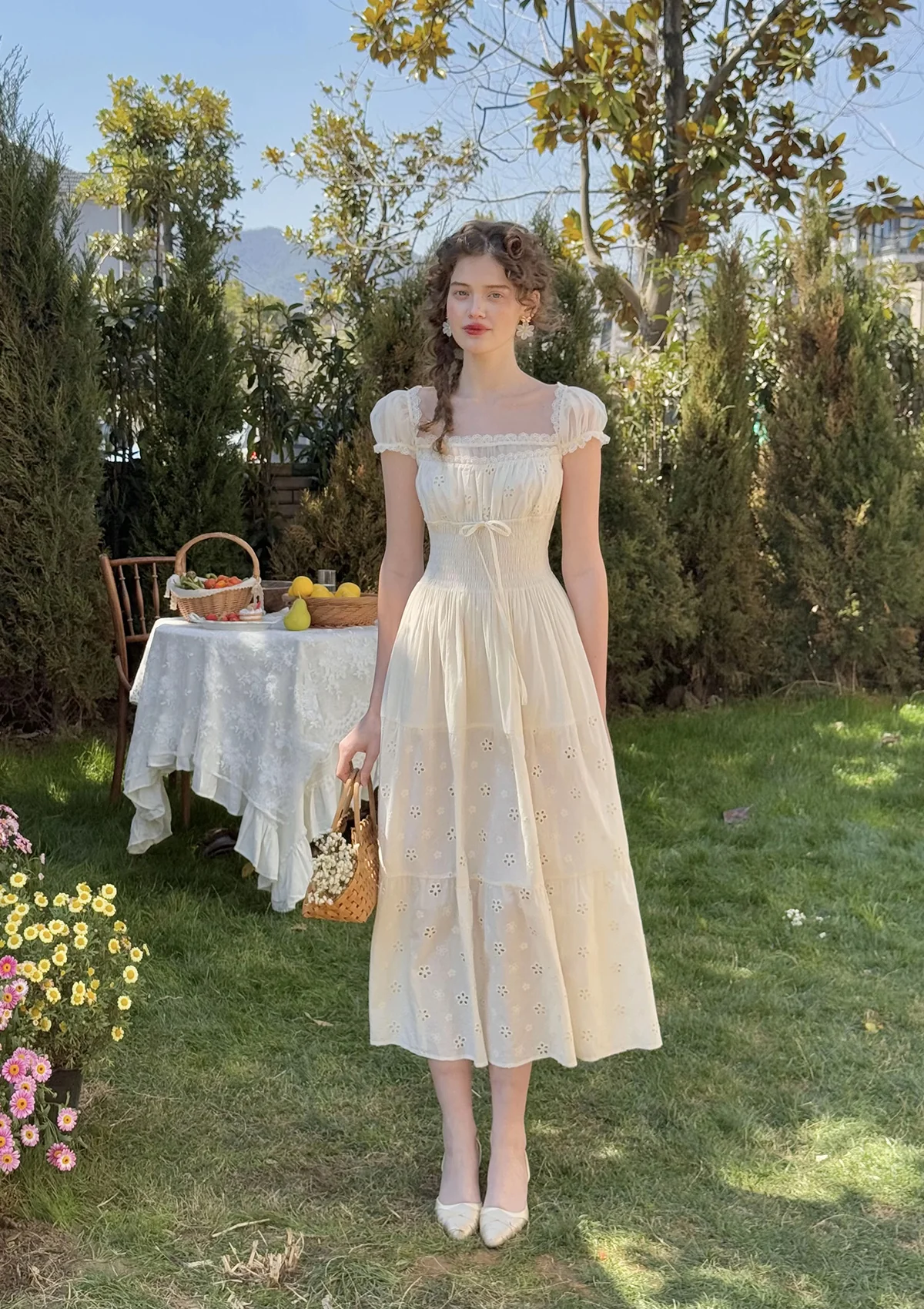 Little White Rabbit Dress - Thrancidy