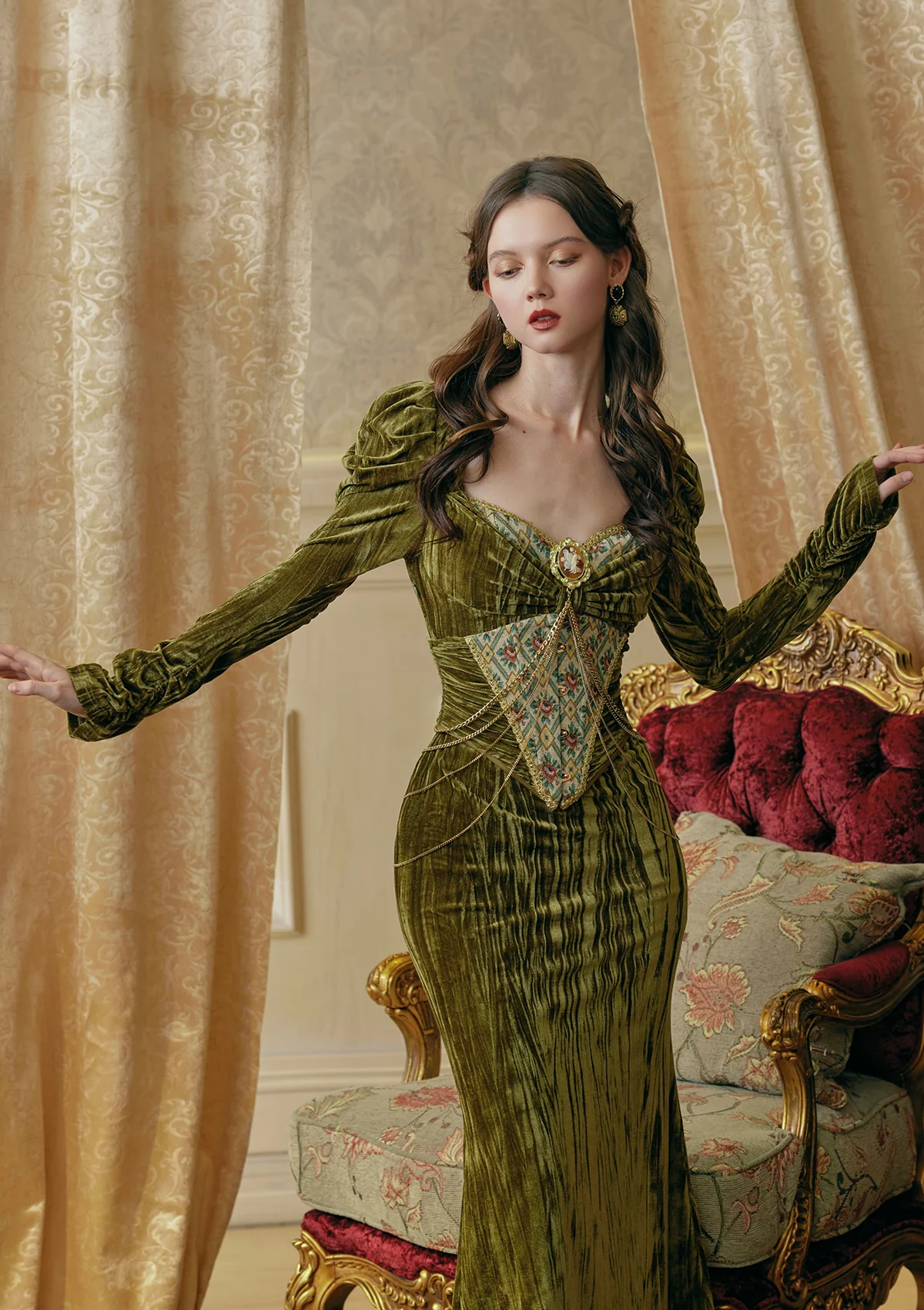 Medusa's Sovereign Gown - Thrancidy