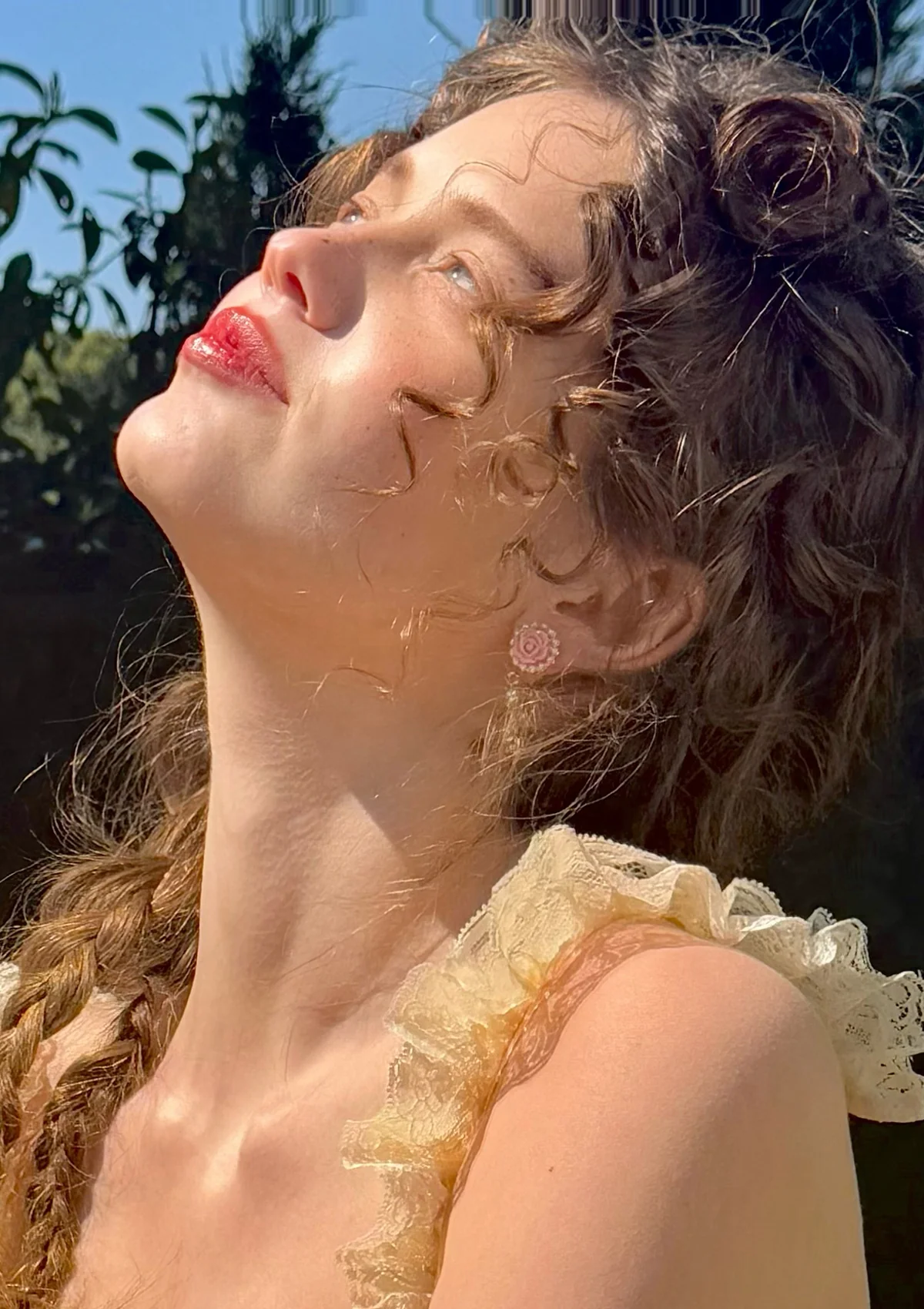 Rosebell Whispers Ear Studs - Thrancidy