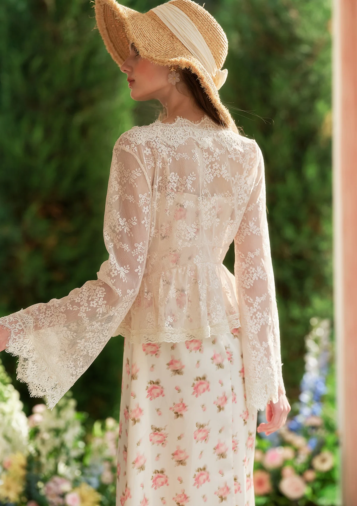 Holiday in Pattaya Cardigan - Thrancidy