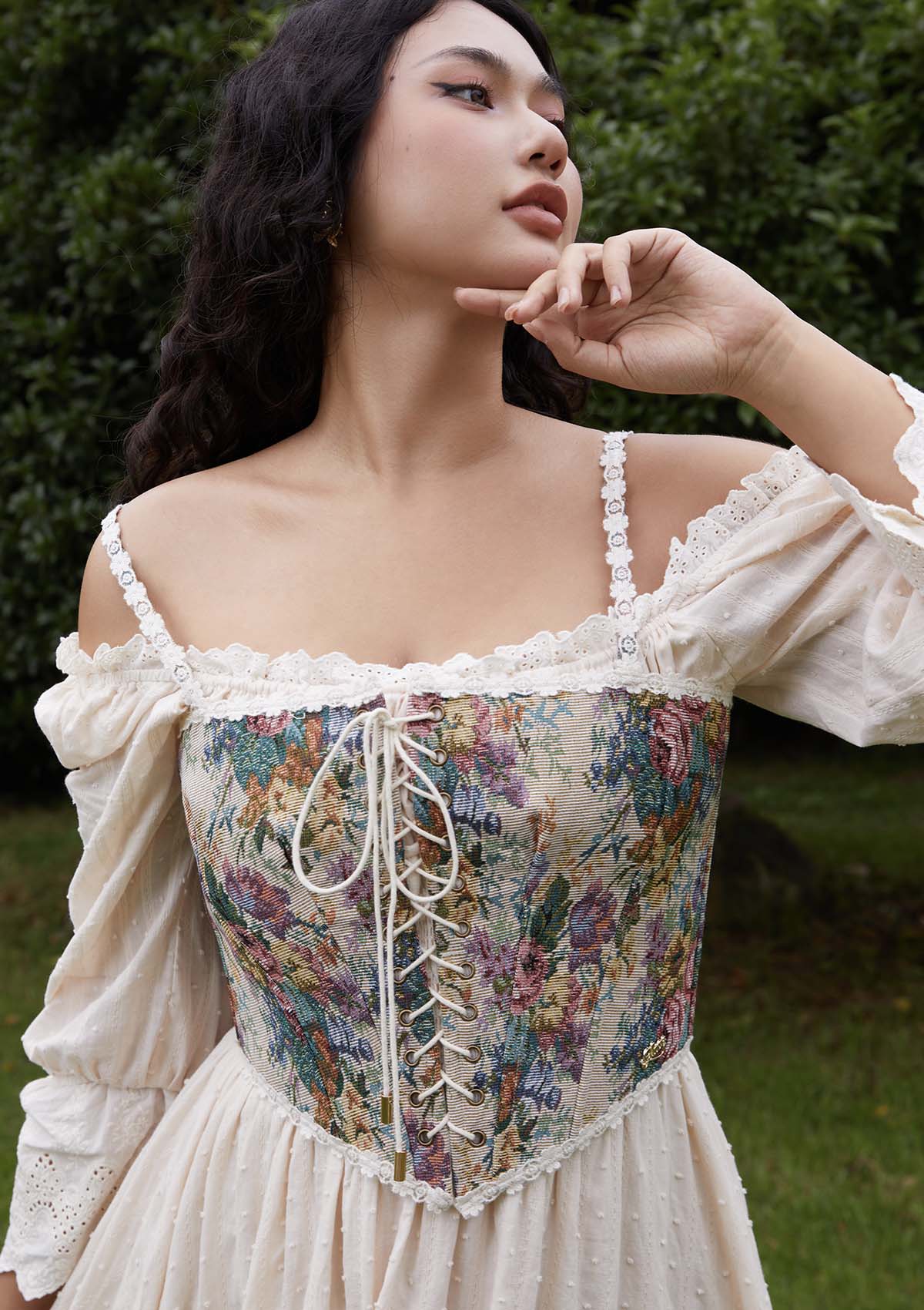 Curve & Plus Miss Potter Corset - Thrancidy