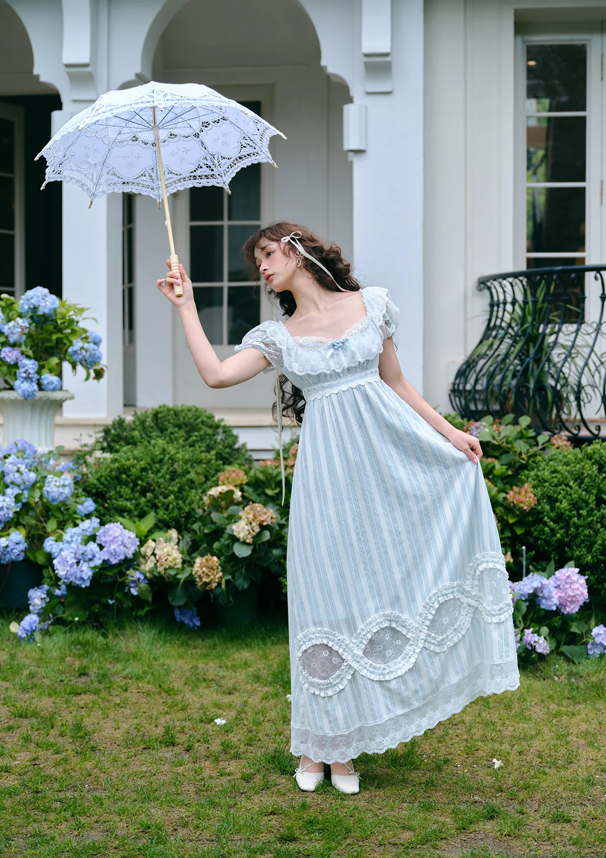 Matin de fentre fleurie Dress - Thrancidy