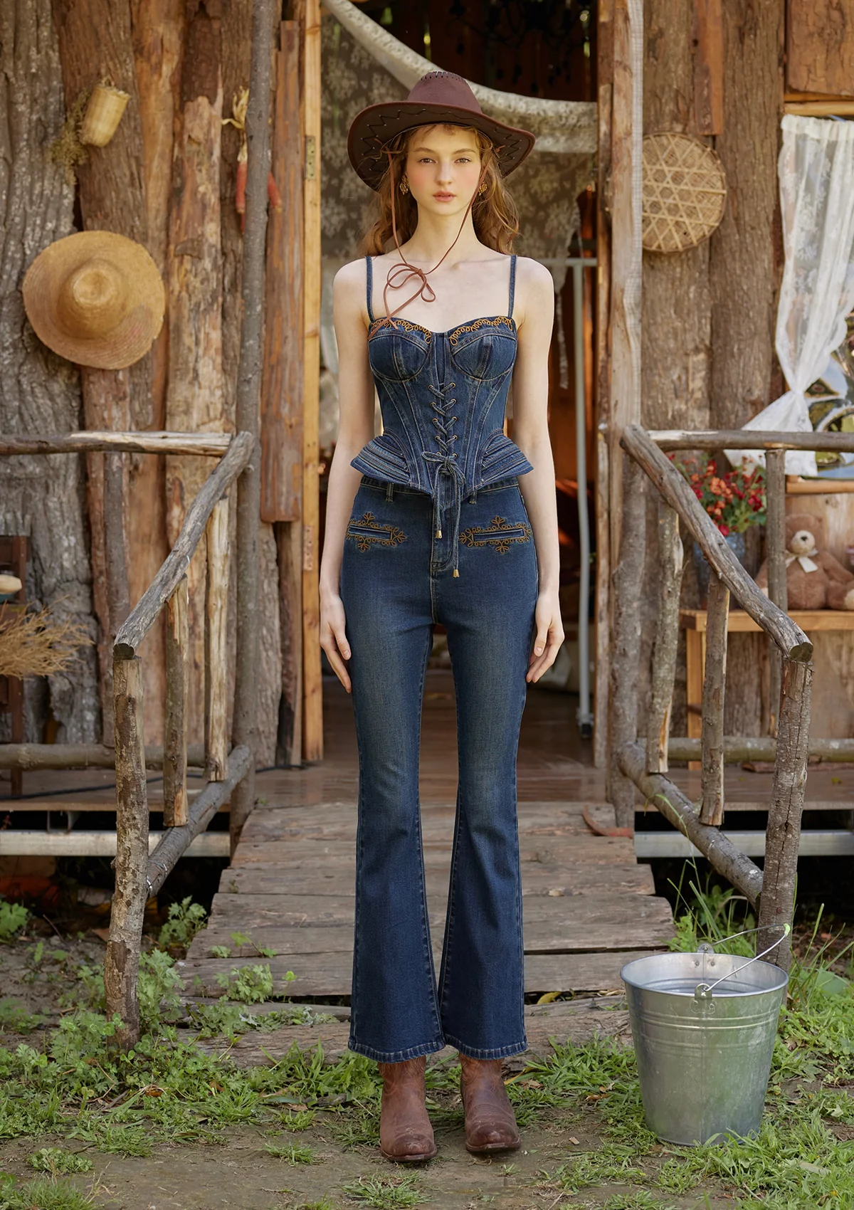 Cowgirl On The Run Jeans - Thrancidy