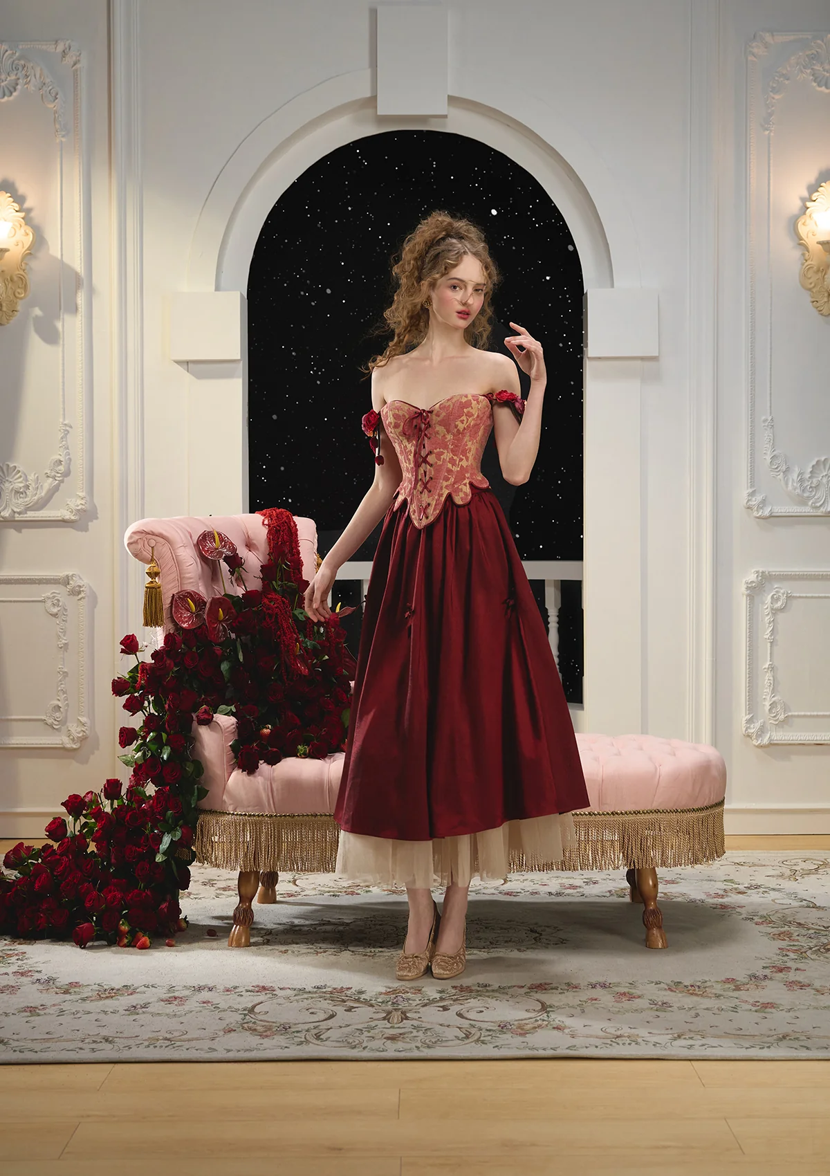 Curve & Plus A Renaissance of Grace Skirt - Thrancidy