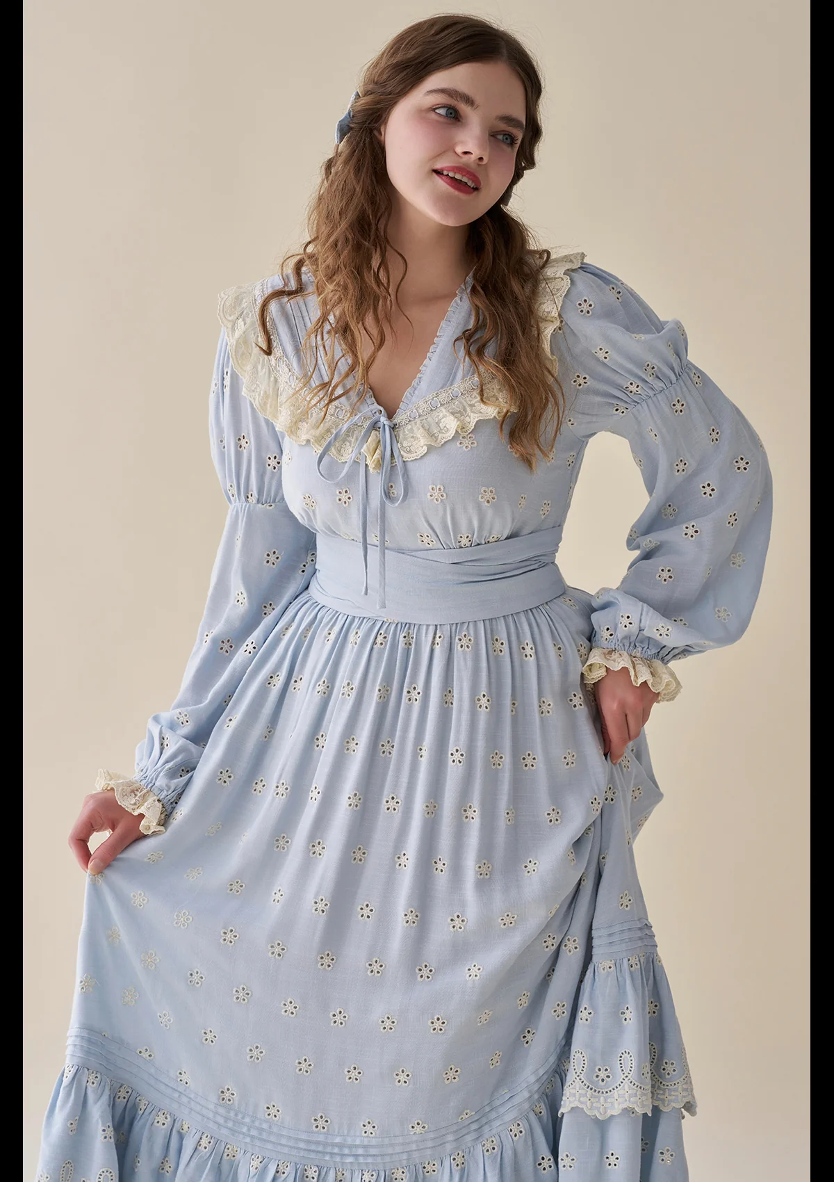 Curve & Plus Miss Clara Dress - Thrancidy