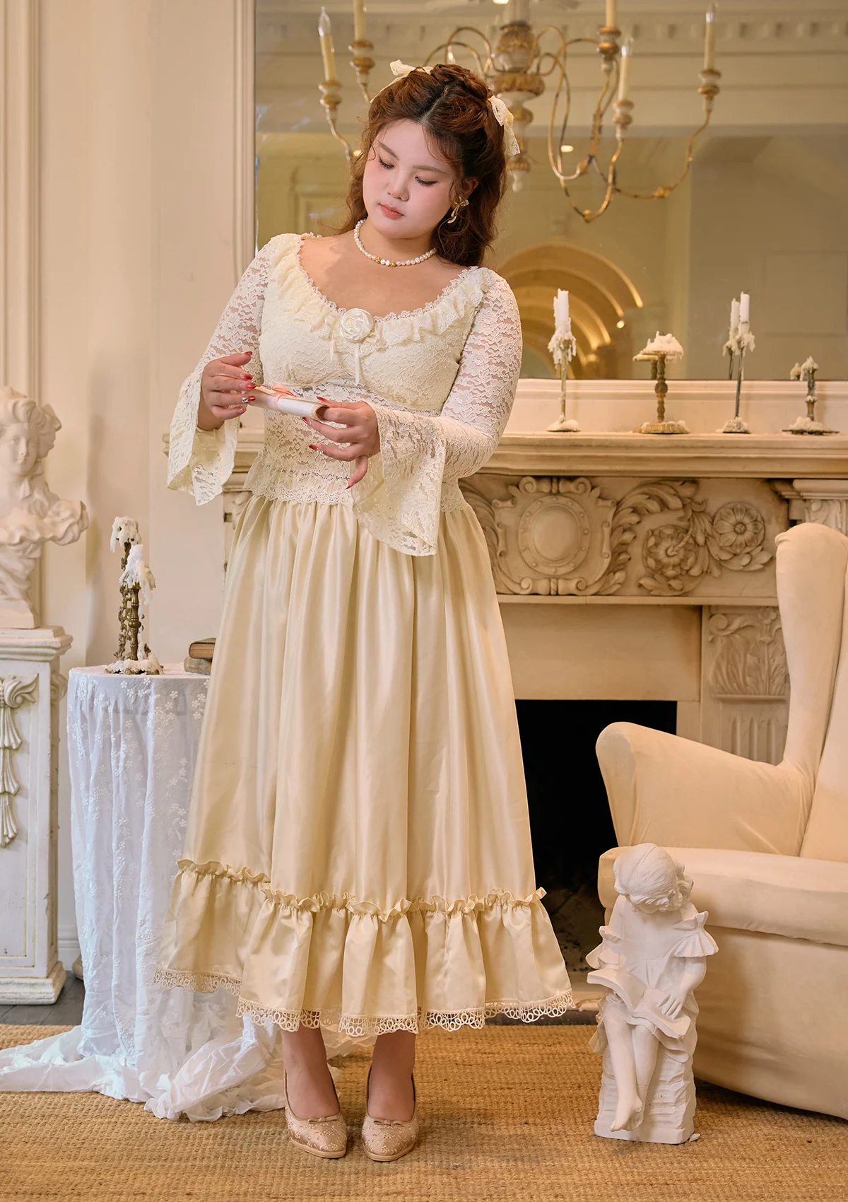 Curve & Plus White Moon Dance Top - Thrancidy