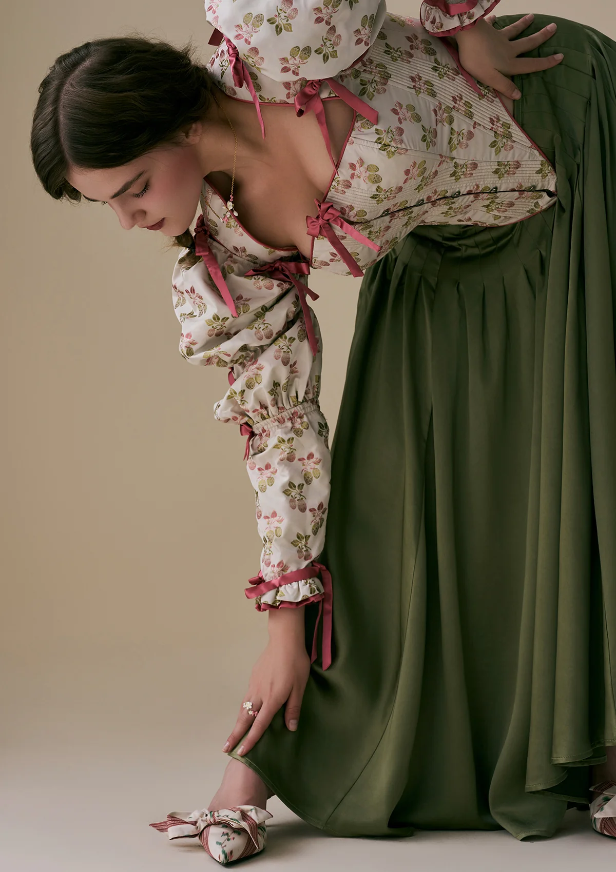 Curve & Plus Flower & Mirror Skirt - Thrancidy