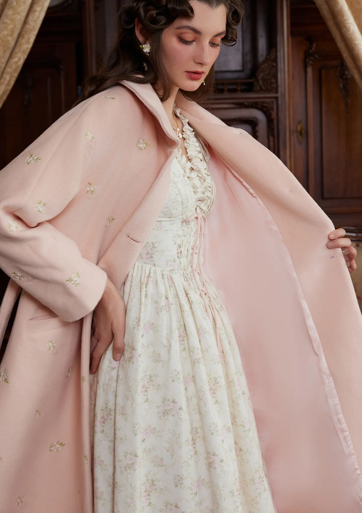 Eve's Manor Dress - Thrancidy