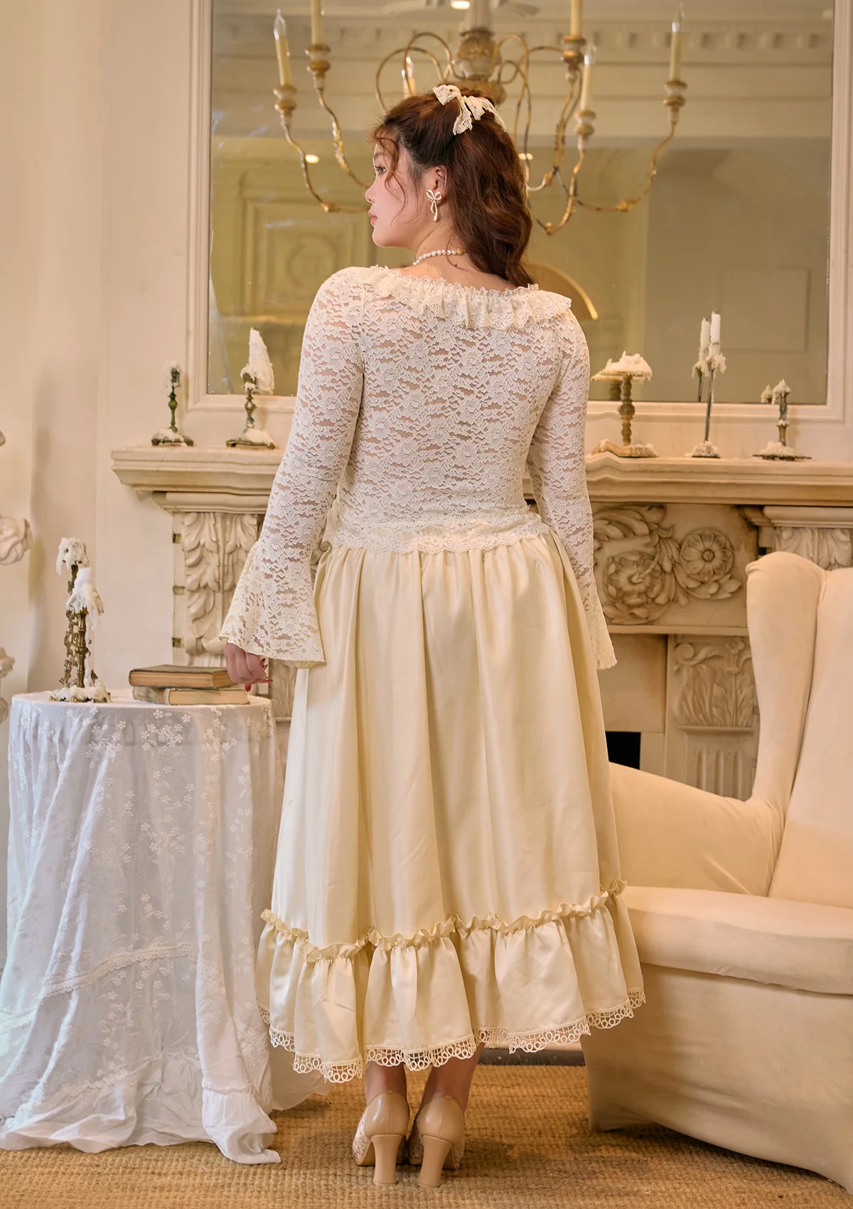 Curve & Plus White Moon Dance Top - Thrancidy