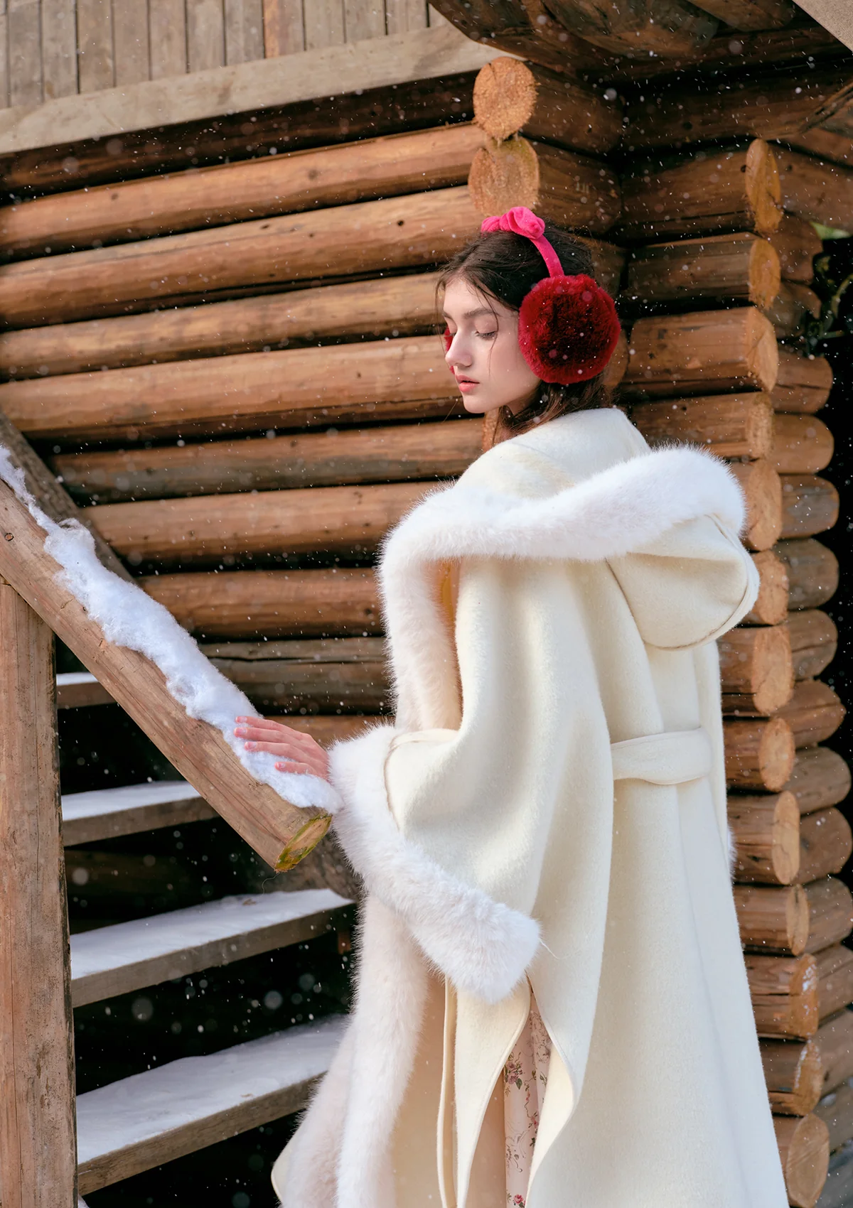 Snow Fox Fantasy Land Coat - Thrancidy