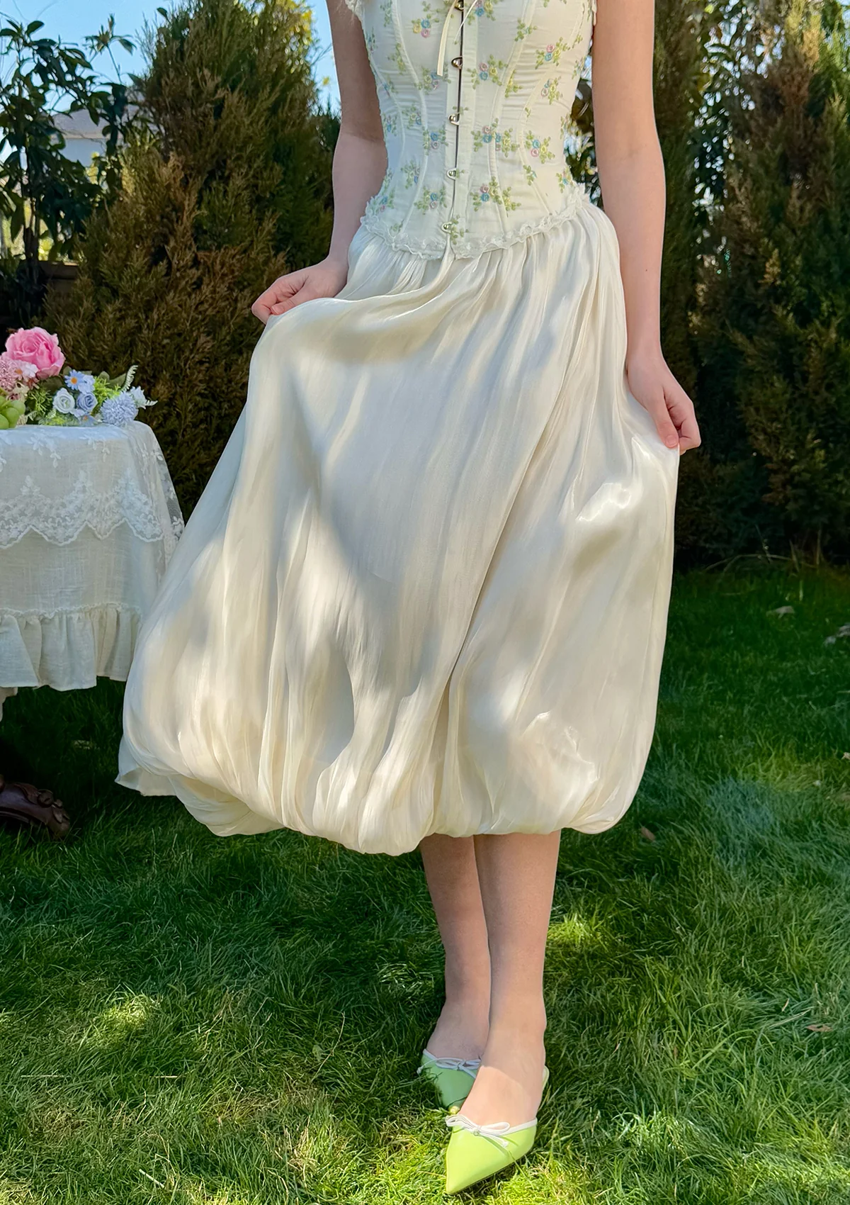 White Butterfly Flora Skirt - Thrancidy